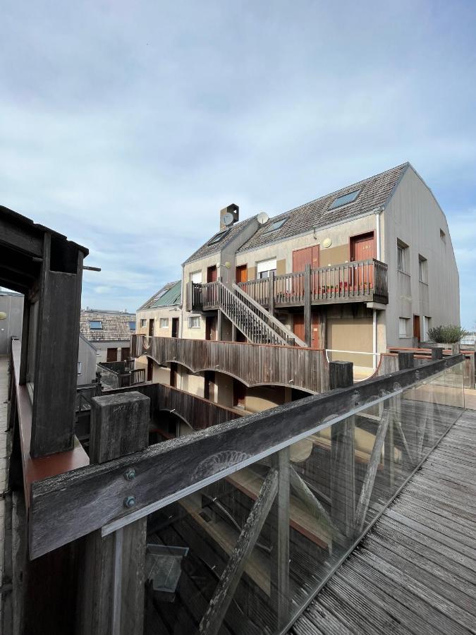 Vue Mer Et Parking La Rochelle  Exteriér fotografie
