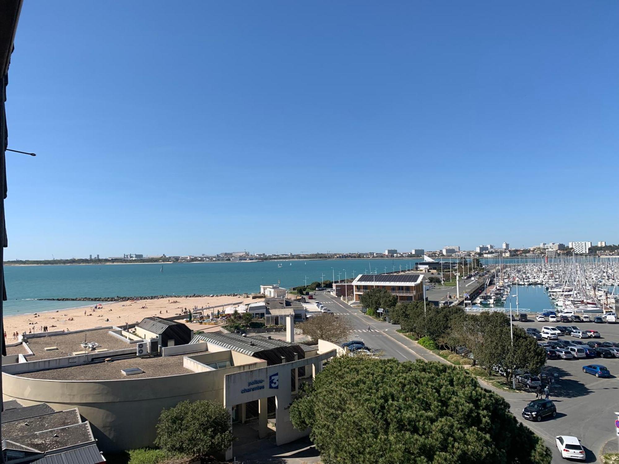 Vue Mer Et Parking La Rochelle  Exteriér fotografie